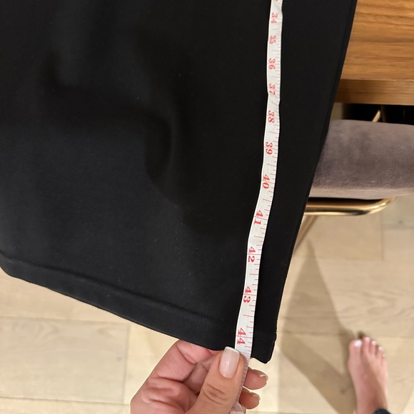 Lace ZARA fitted dress - Picture 8 of 9